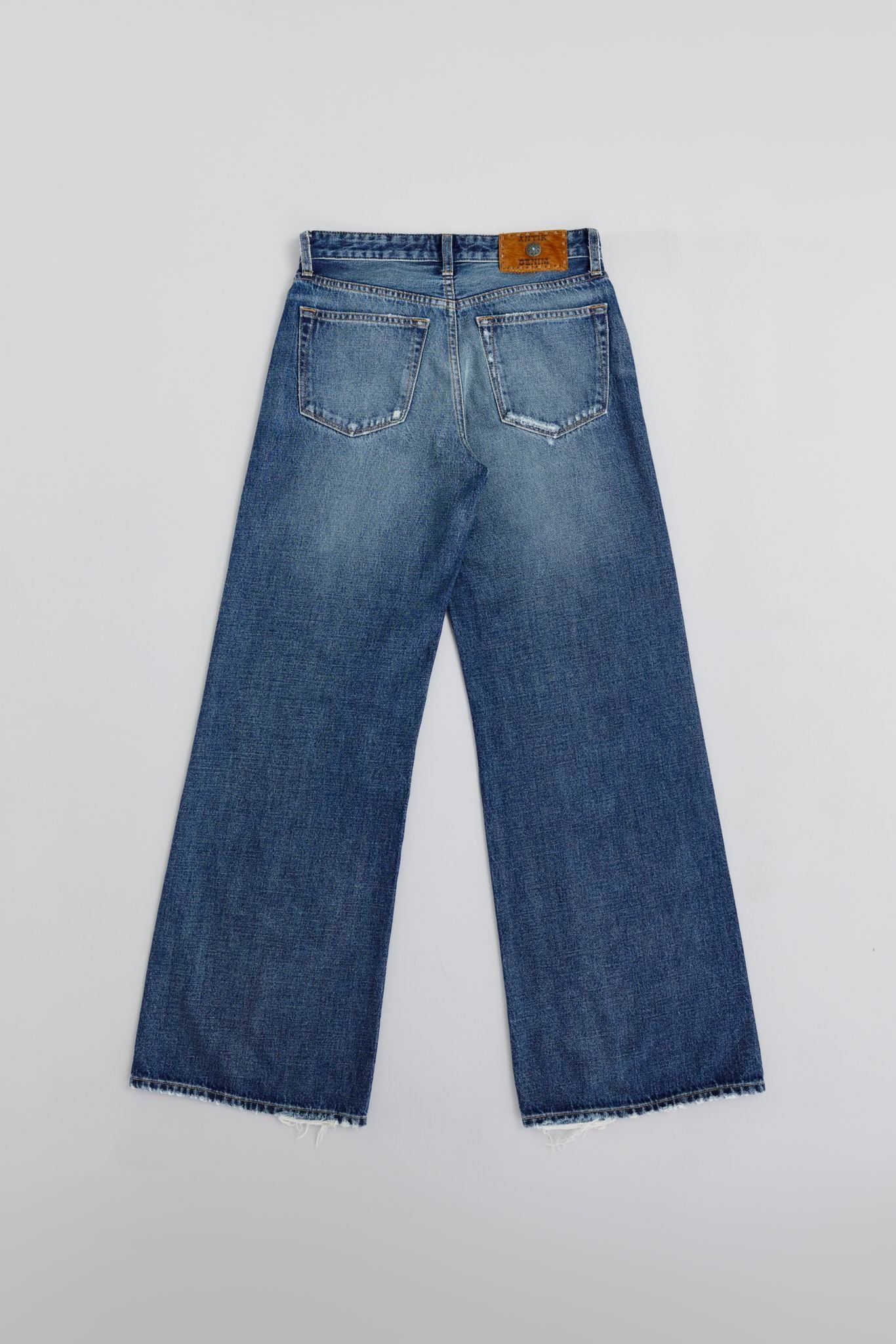 AW1660KAN KANSAS RIBCAGE LOOSE JEANS