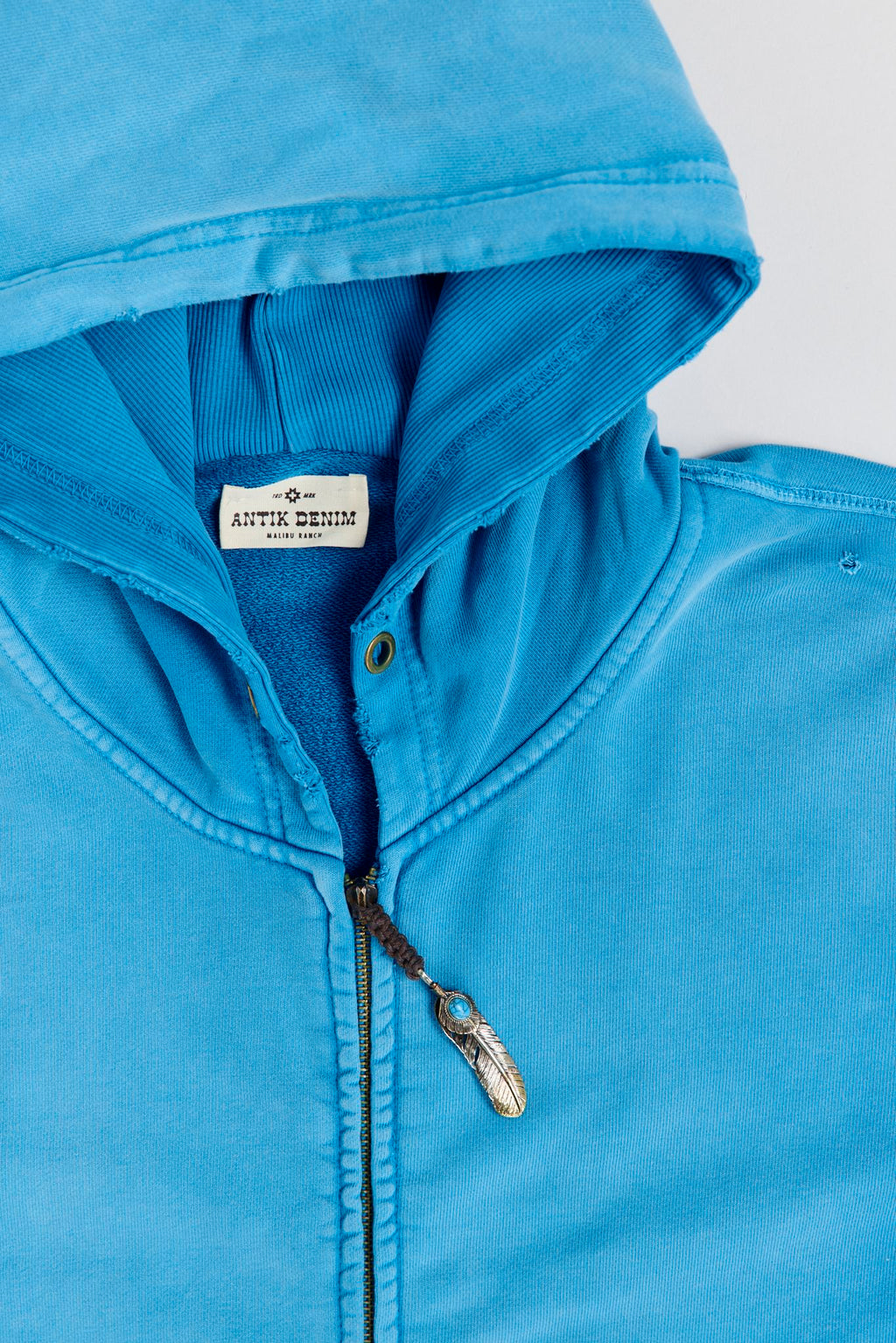 AM9800 TURQUOISE HOODIE