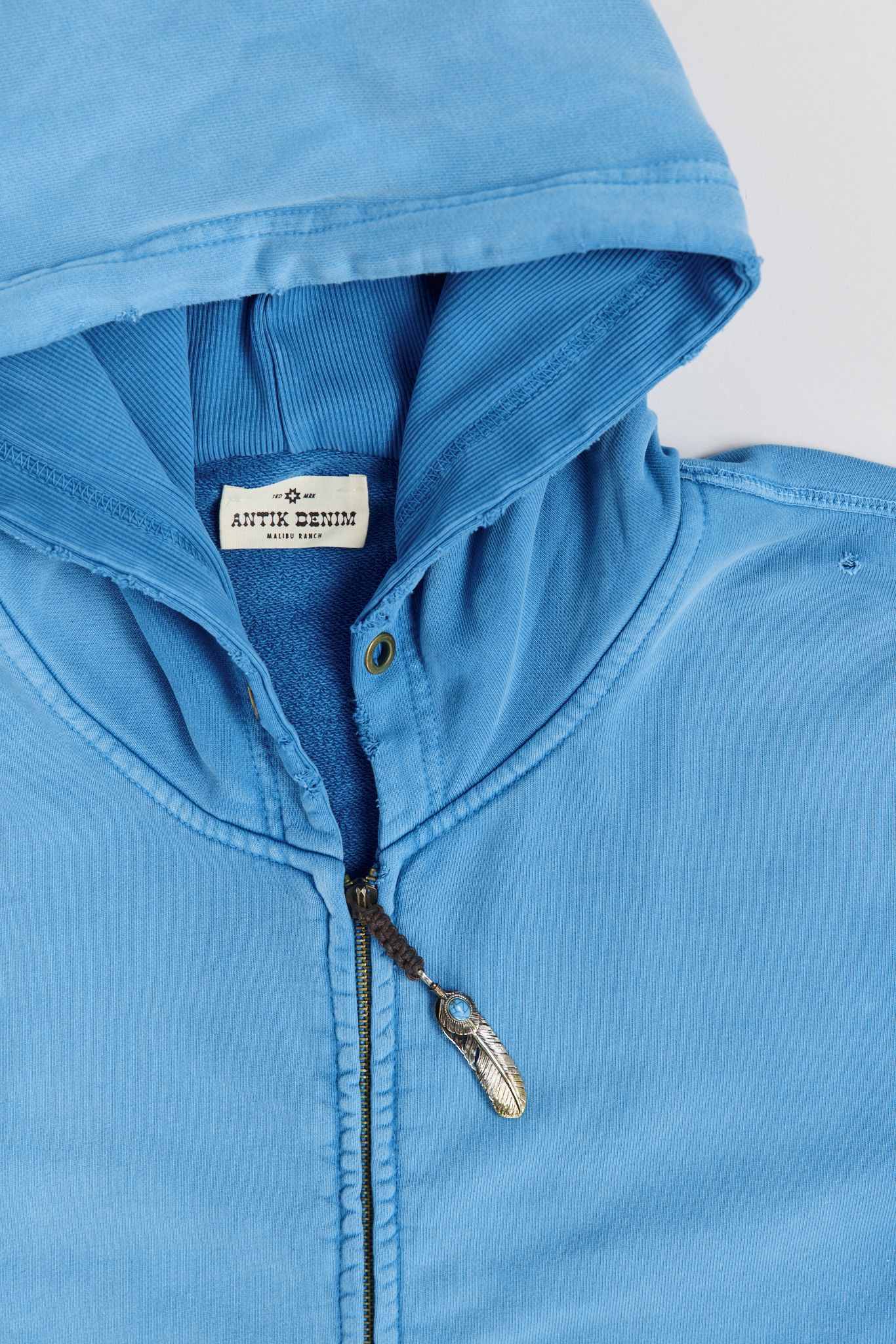 AM9800 TURQUOISE HOODIE