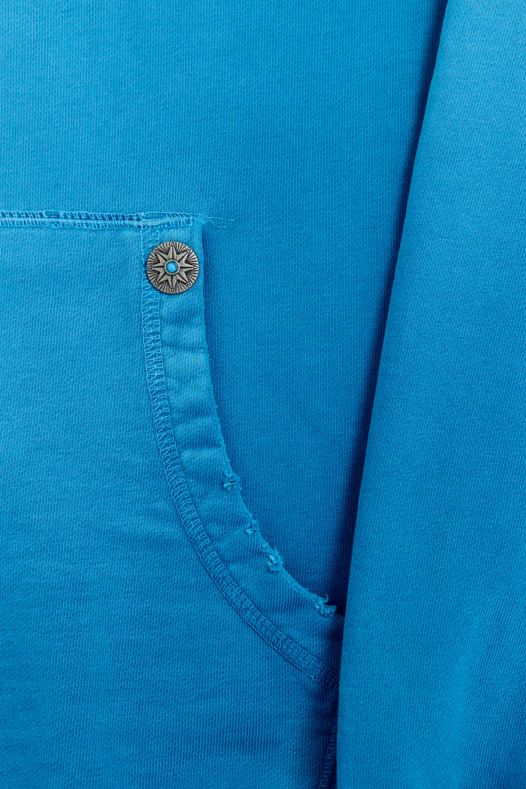 AM8500 TURQUOISE HOODIE