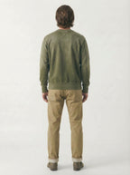 AM8700 OLIVE CREWNECK SWEATER