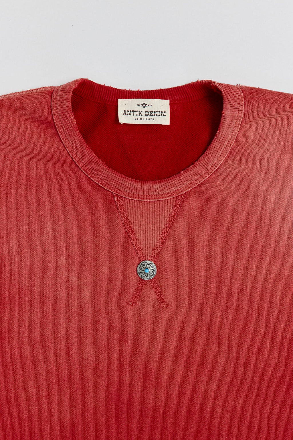 AM8700 RED CREWNECK SWEATER