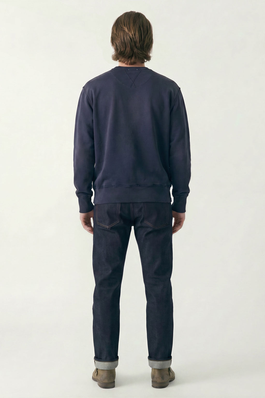 AM8700 NAVY CREWNECK SWEATER