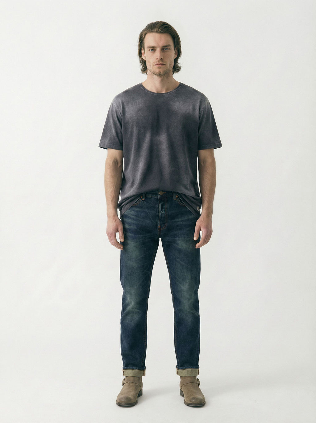AM1001 HERITAGE SLIM STRAIGHT JEANS