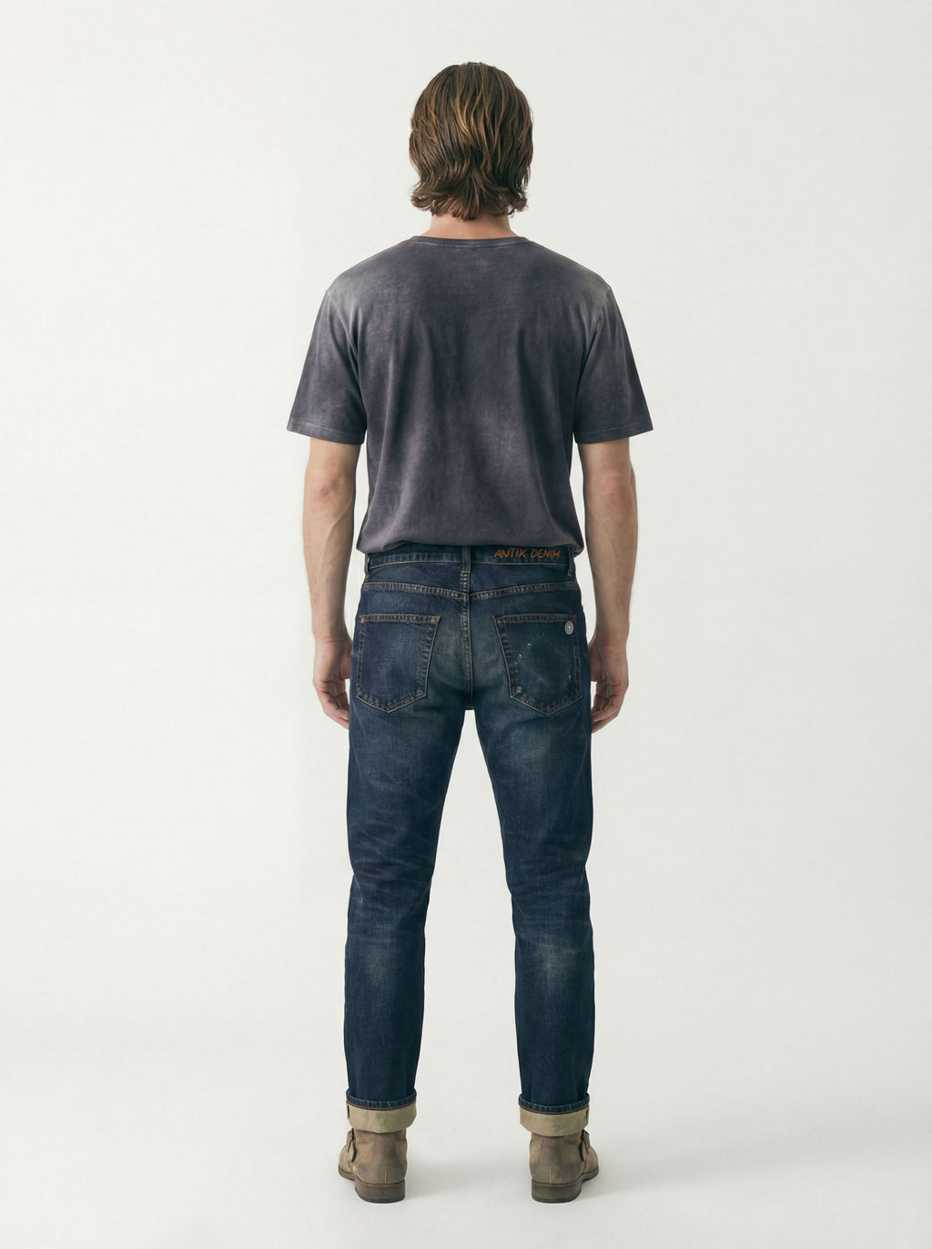 AM1001 HERITAGE SLIM STRAIGHT JEANS