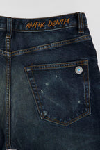 AM1001 HERITAGE SLIM STRAIGHT JEANS