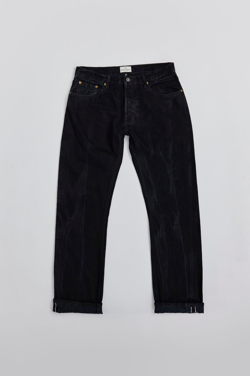 AM1002 LEGENDARY SLIM STRAIGHT JEANS