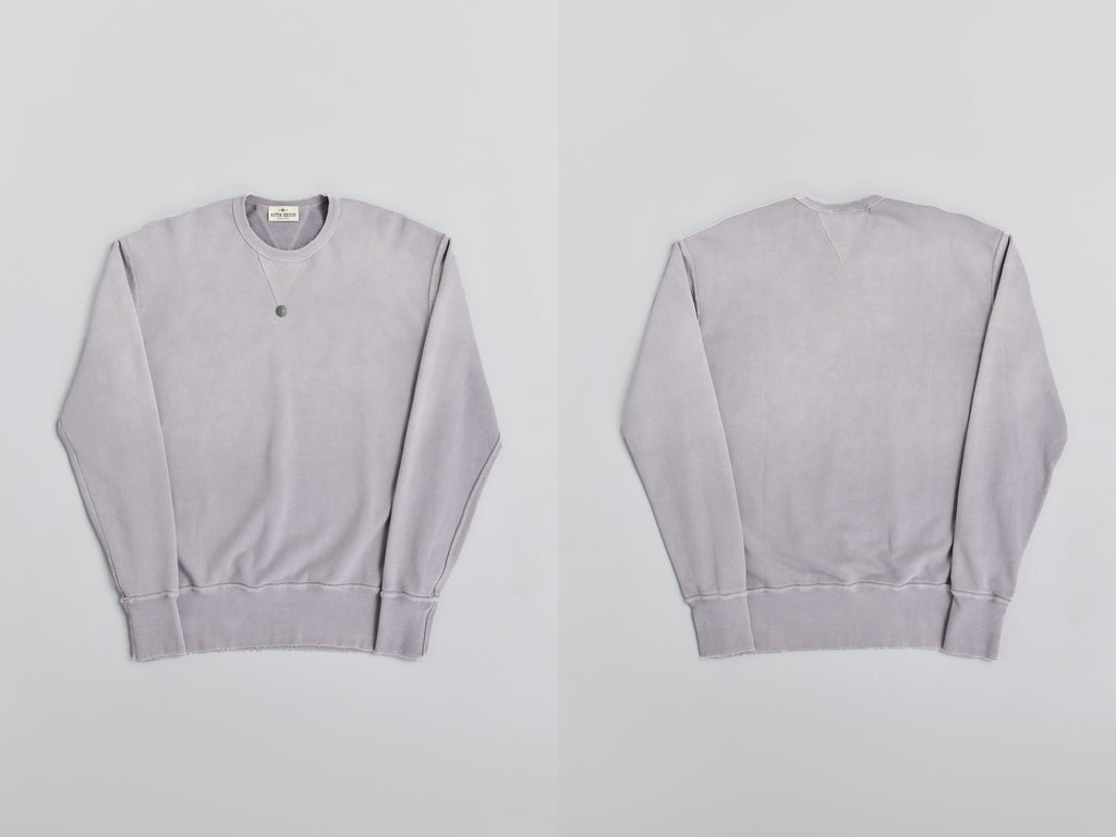 AM8700W GREY CREWNECK SWEATER