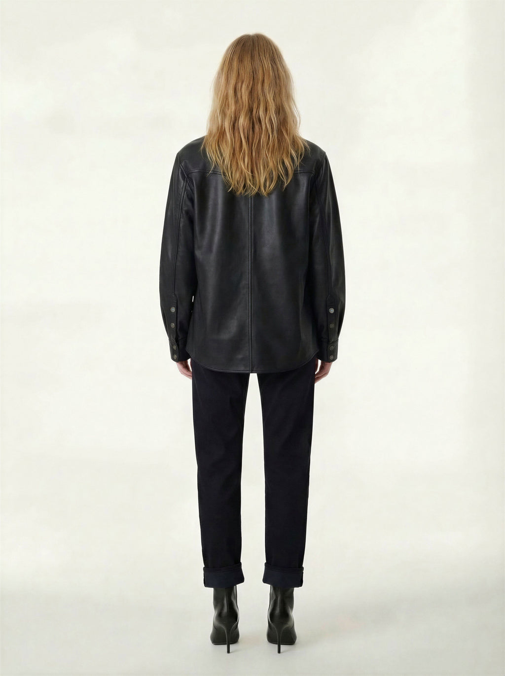 AM6006W BLACK SHIRT