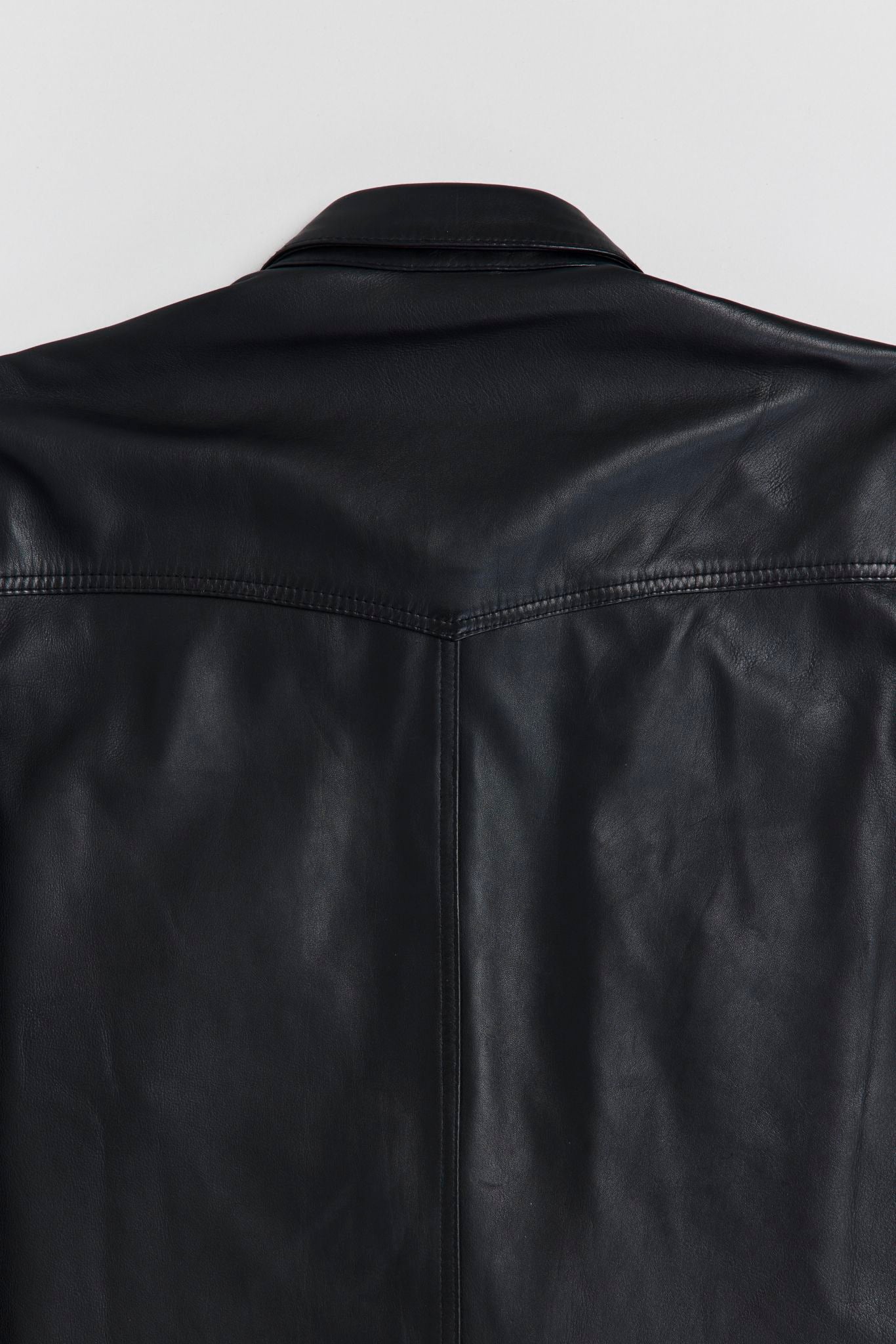 AM6006W BLACK SHIRT