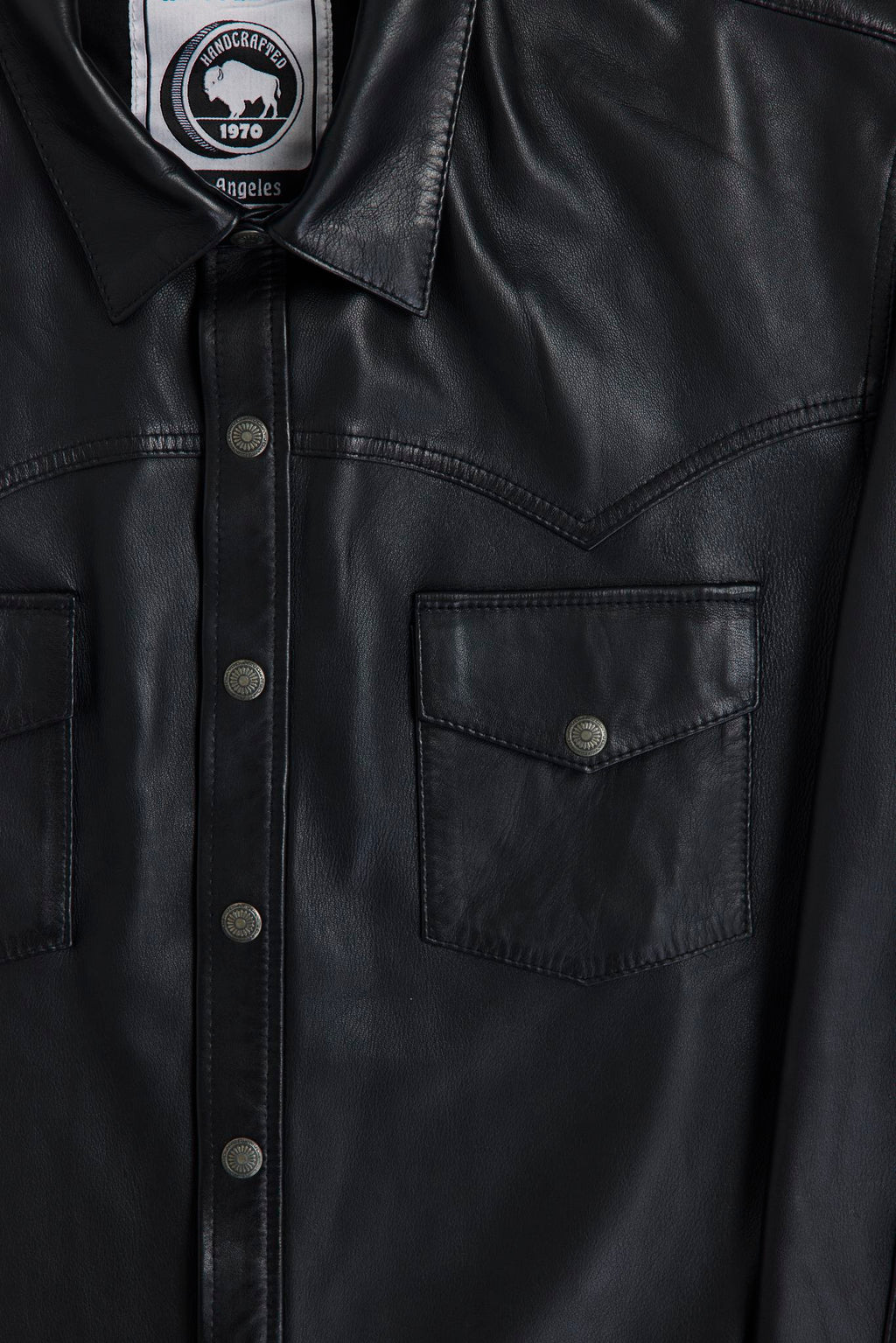 AM6006W BLACK SHIRT