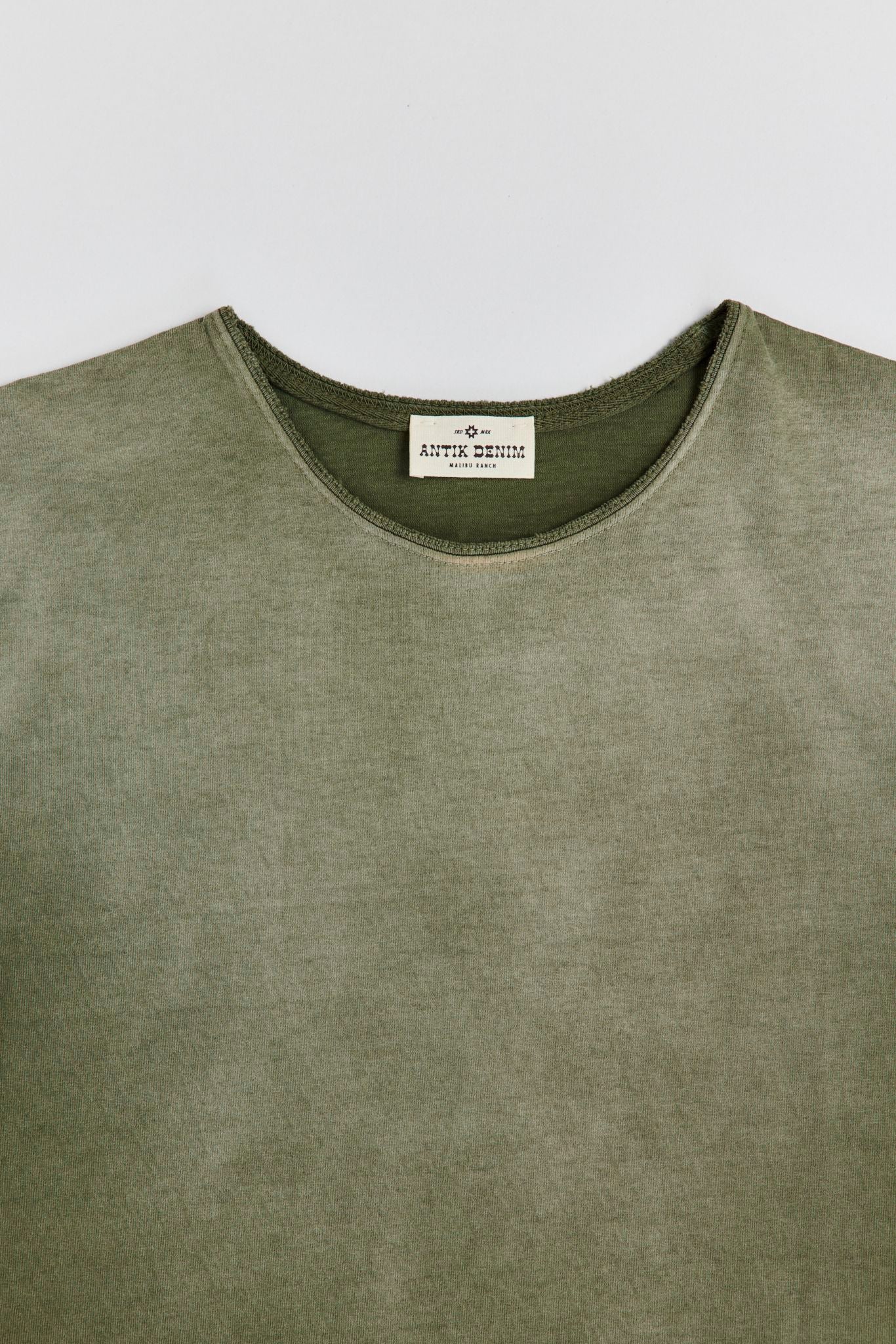 AM9100W OLIVE T-SHIRT