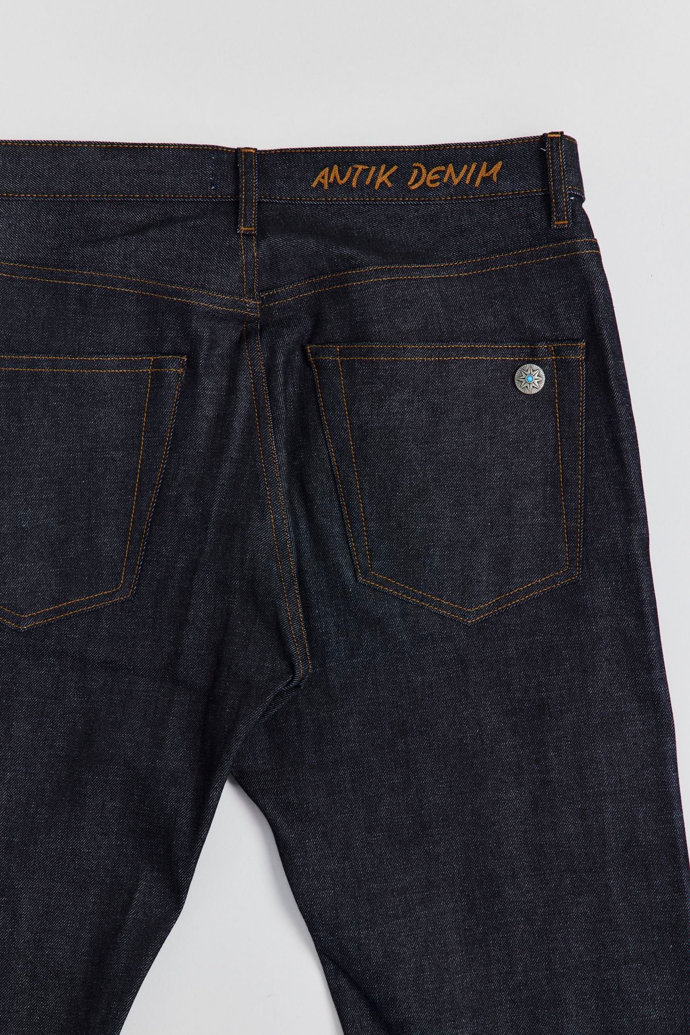 AM1001W RAW SLIM STRAIGHT JEANS