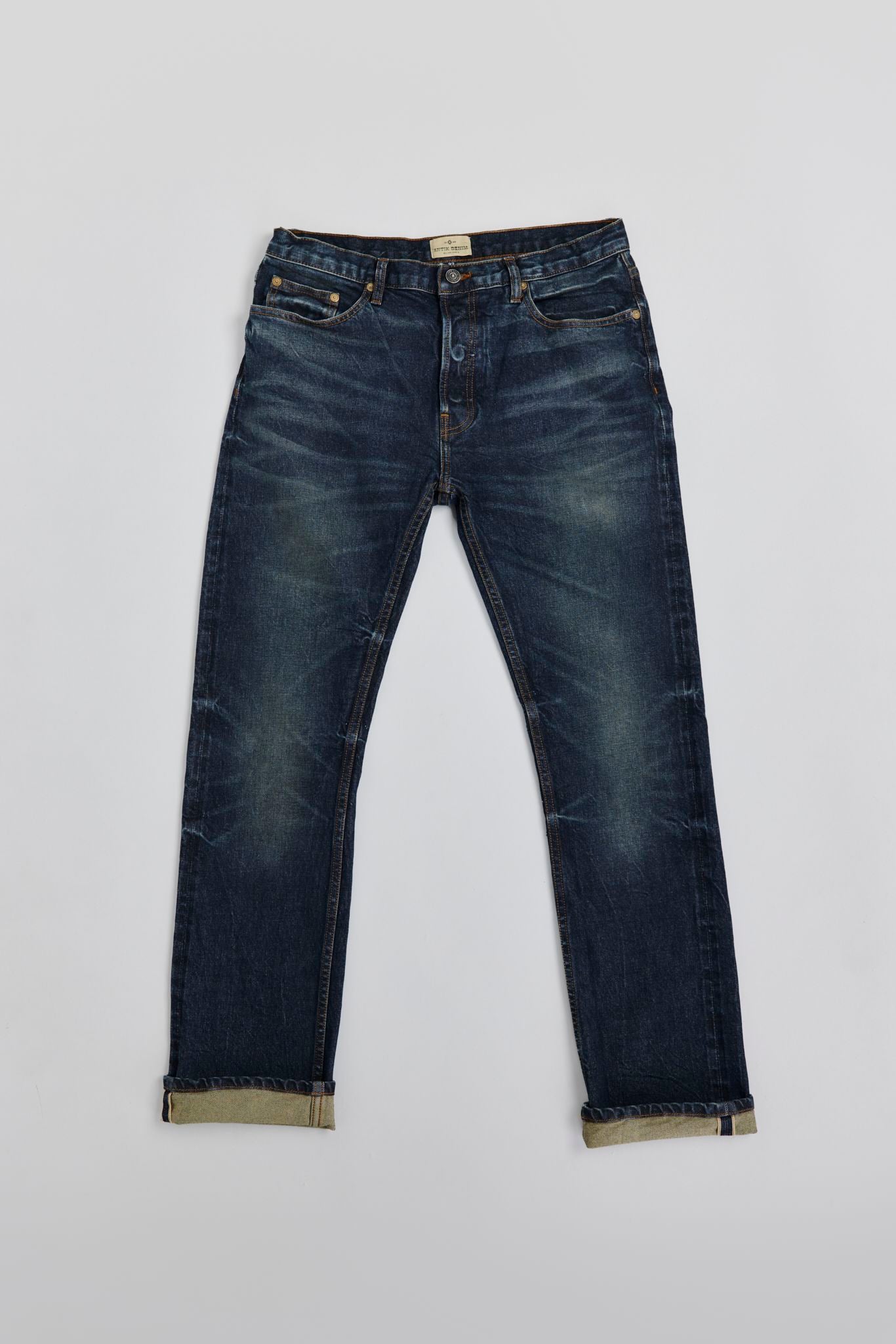 AM1001W HERITAGE SLIM STRAIGHT JEANS