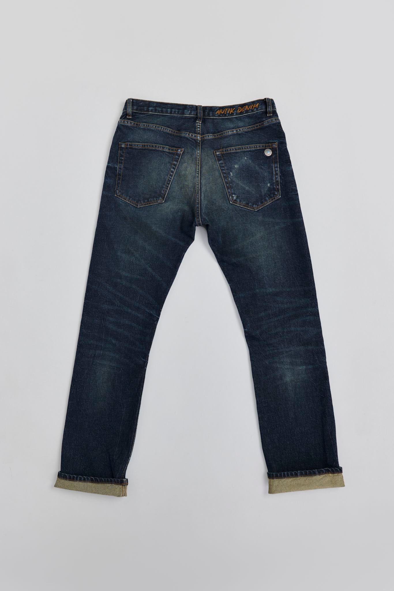 AM1001W HERITAGE SLIM STRAIGHT JEANS