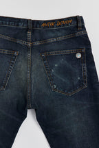 AM1001W HERITAGE SLIM STRAIGHT JEANS