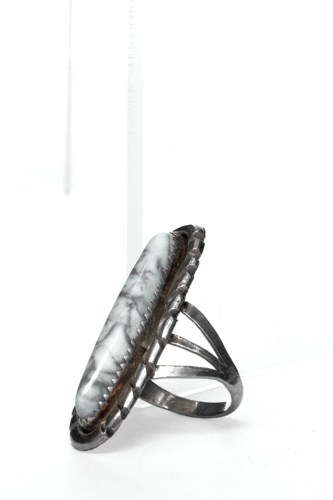 NA30002 RING RINGS