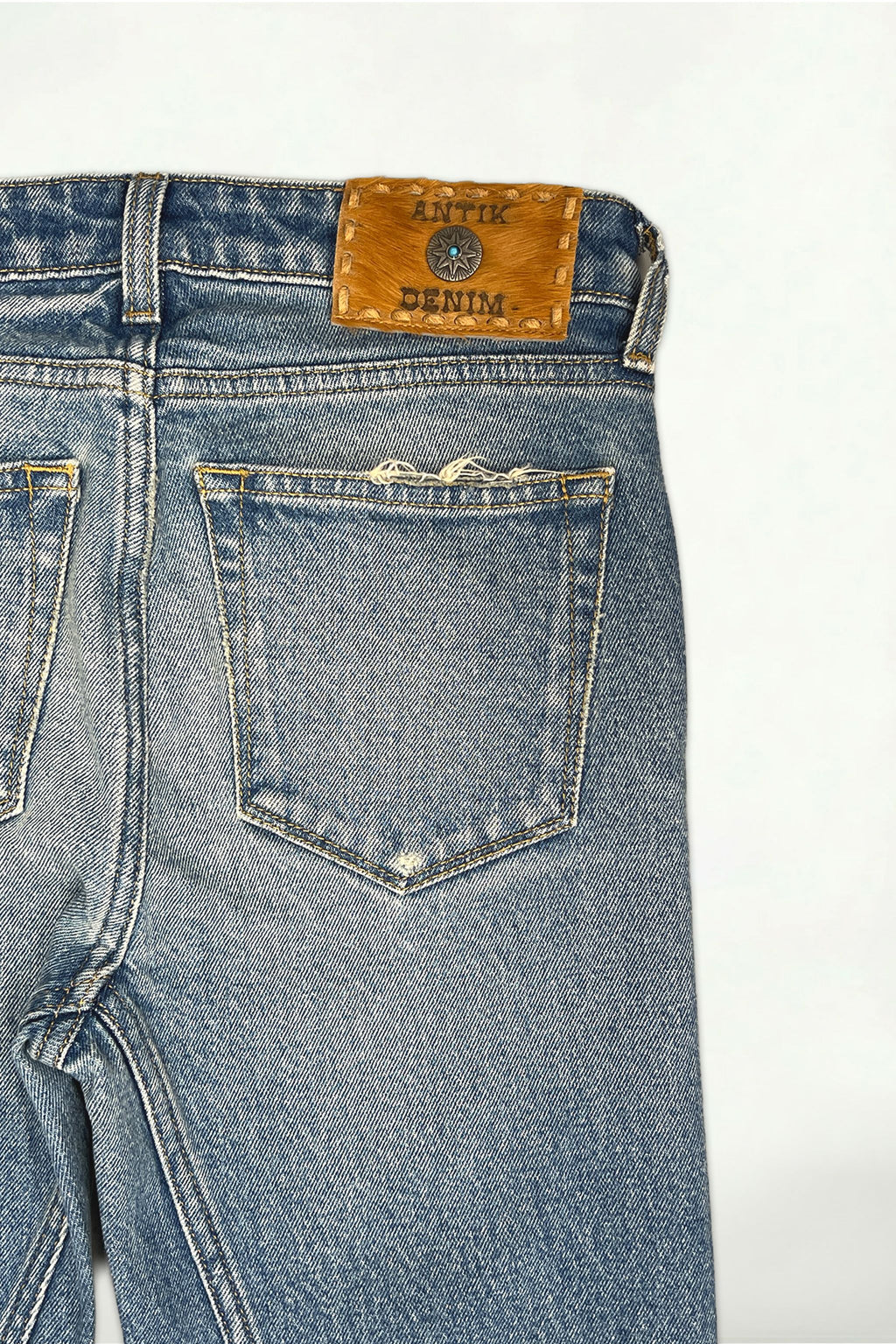 AW1900 MCKINNEY SUPER FLARE JEANS